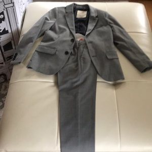 Boys Zara 2 pice suit worn once